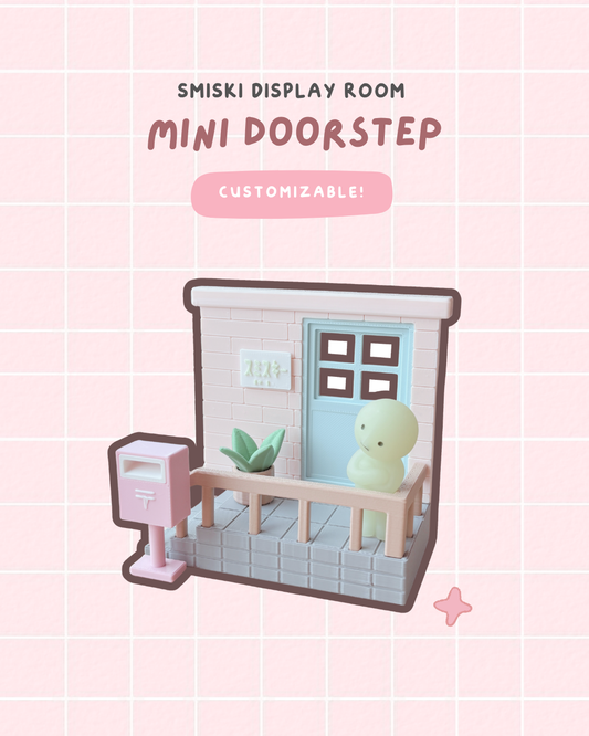 Mini Smiski Doorstep